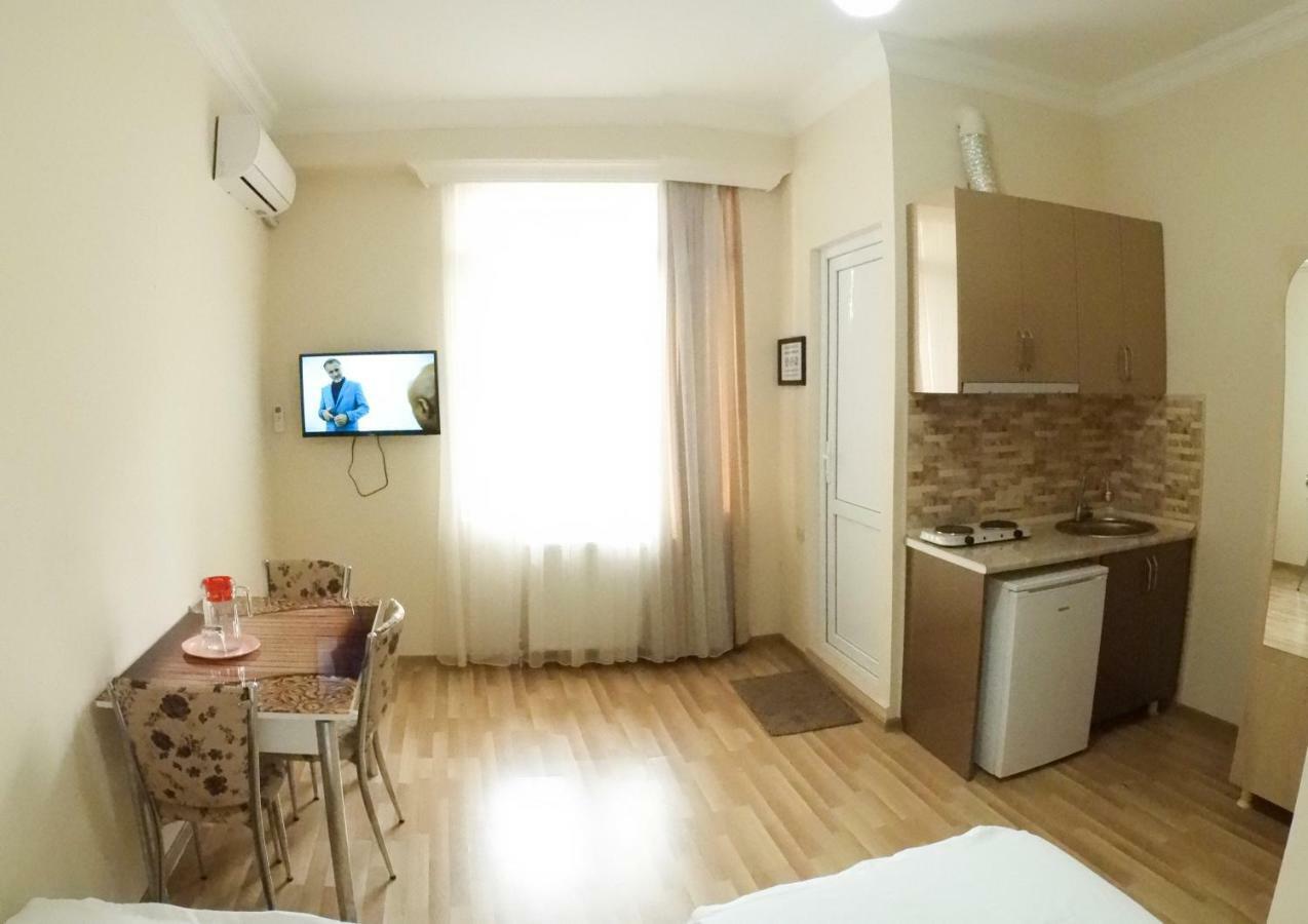 Hotel Tao 巴统 外观 照片