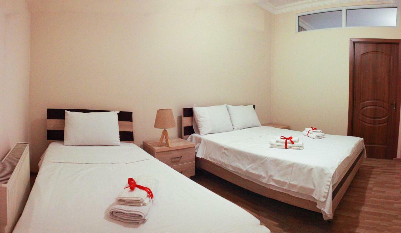 Hotel Tao 巴统 外观 照片